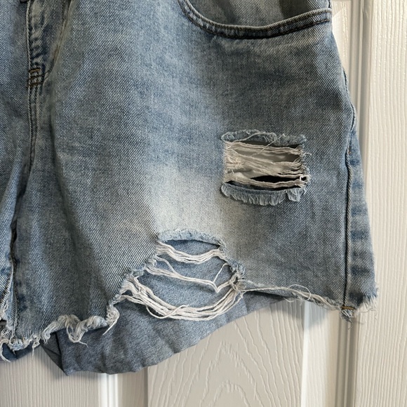 Shein Maternity Blue Distressed Women Shorts Size L (US 8/10) - Picture 2 of 4